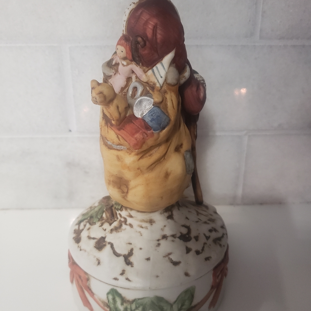 Old Santa Saint Nick musical figurines - Picture 2 of 3